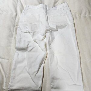 Gloria Vanderbilt White Carpis NWT